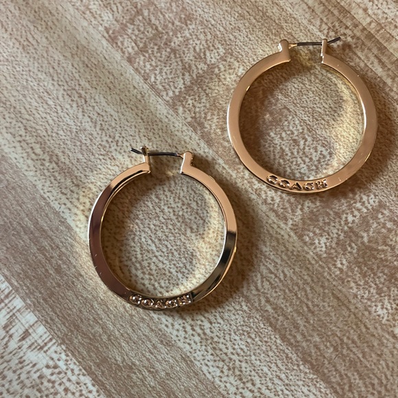 🌸Coach Signature Gold Hoop Earrings - Picture 3 of 5